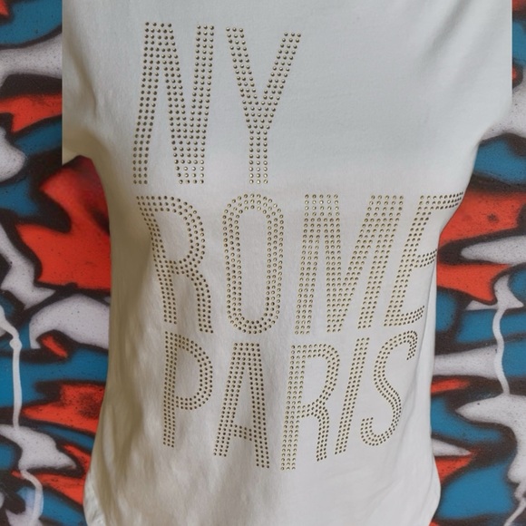 Chic White City Graphic Tee with gold accents - Picture 4 of 11